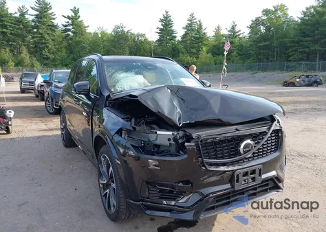 2023 Volvo Xc90 Recharge Plug-In Hybrid T8 Ultimate Dark Theme 7-Seater z USA, uszkodzony, nr VIN YV4H60CX4P1967593